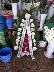 Coroana funerara cu cale