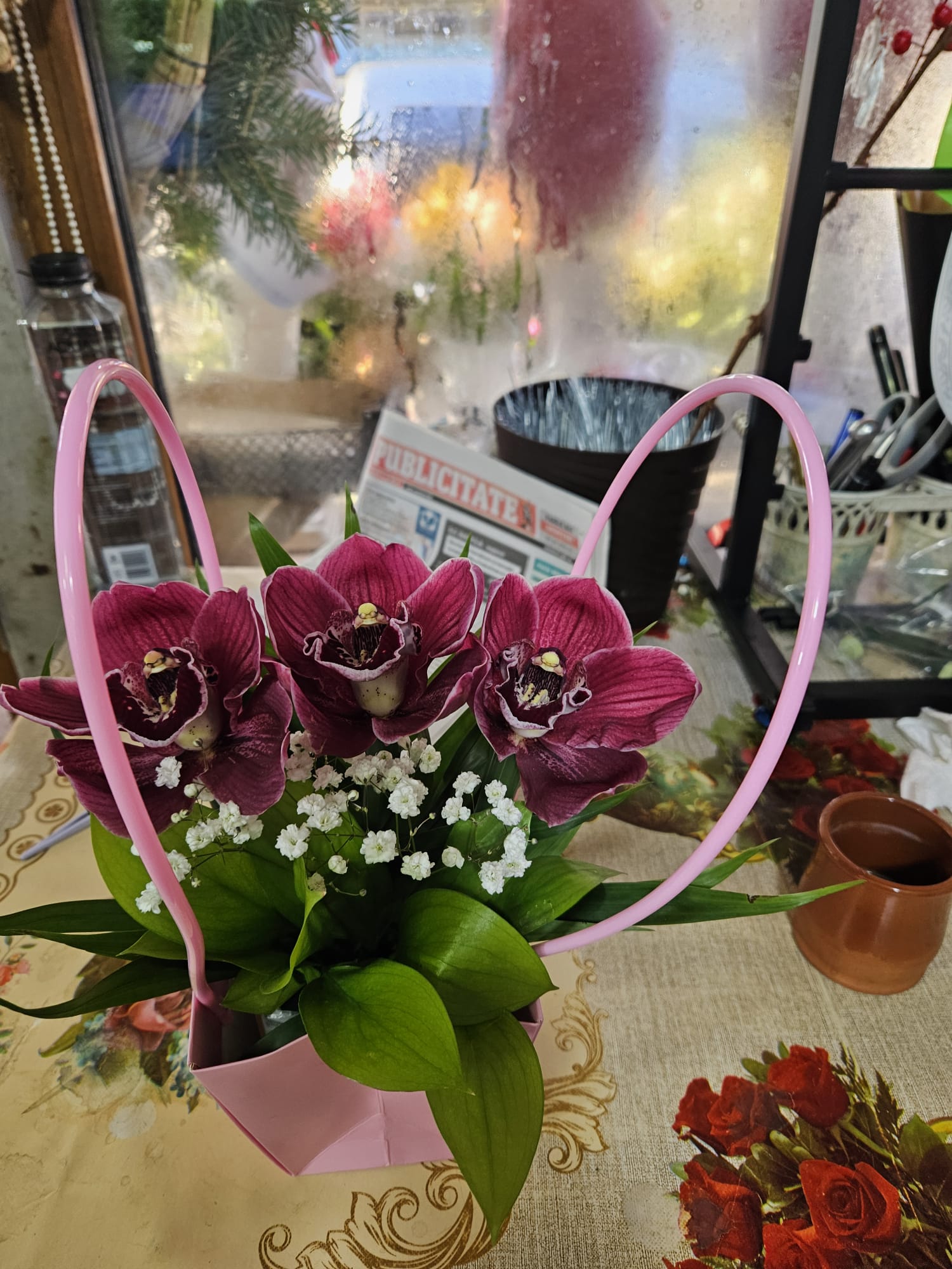 Aranjament florar in cutie