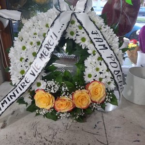 Coroana funerara rotunda