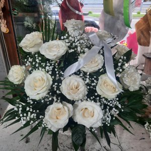 Aranjament florar in cutie